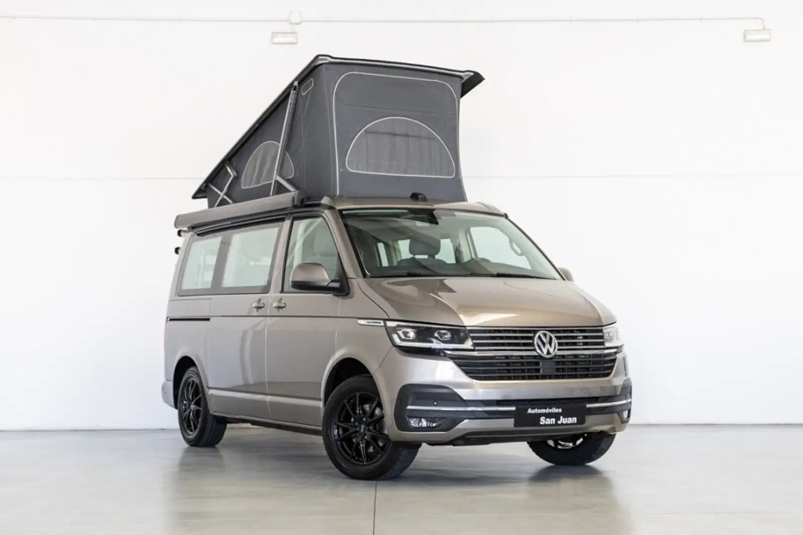 Volkswagen T6 California 2.0TDI BMT Ocean DSG 110kW Marrón - 1