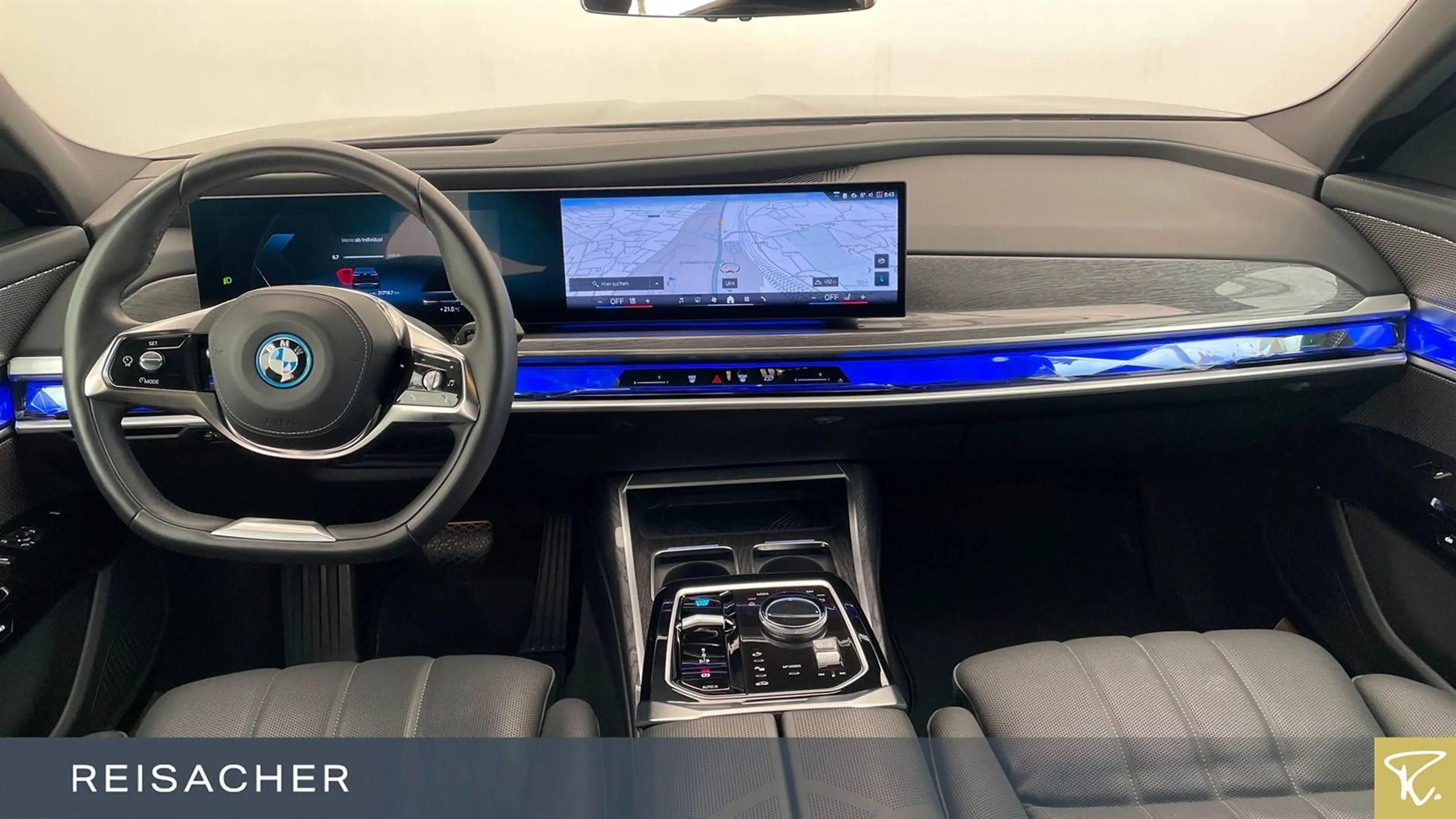BMW i7 A eDrive50 LCPro ACC HUD 360° DAB 20"LM — photo 6
