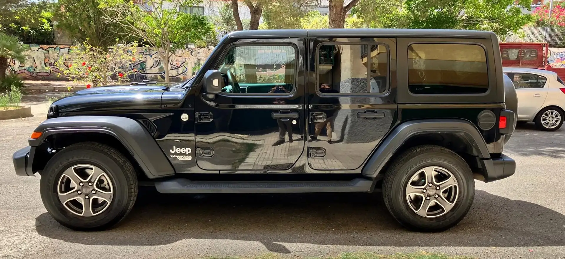 Jeep Wrangler Wrangler IV Unlimited  2.2 mjt 200cv II Sport auto Schwarz - 2