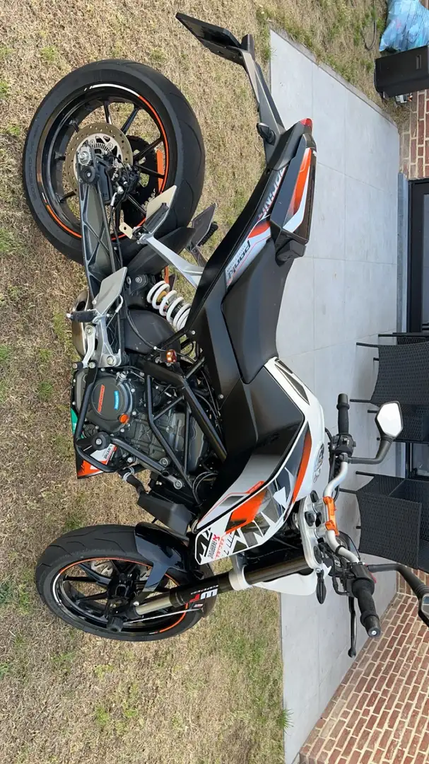 KTM 125 Duke 125 cc - 2