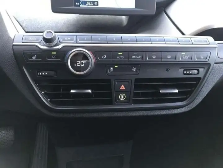 BMW i3 2022, foto 16