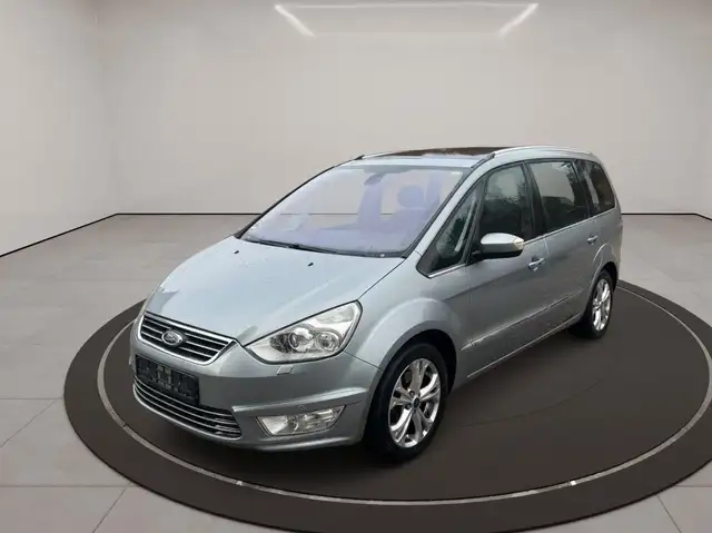 Ford Galaxy Titanium Panorama Navi AHK 7 Sitzer