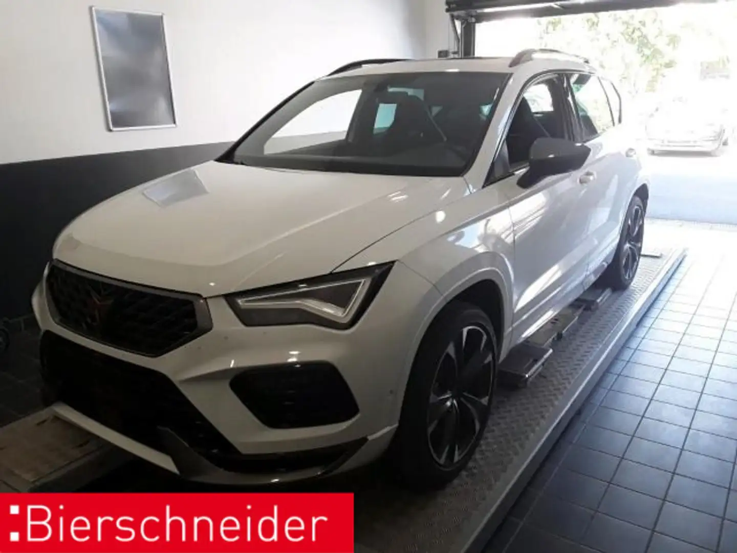 CUPRA Ateca 2.0 TSI DSG 4Drive VZ AHK PANO BEATS BREMB Weiß - 2