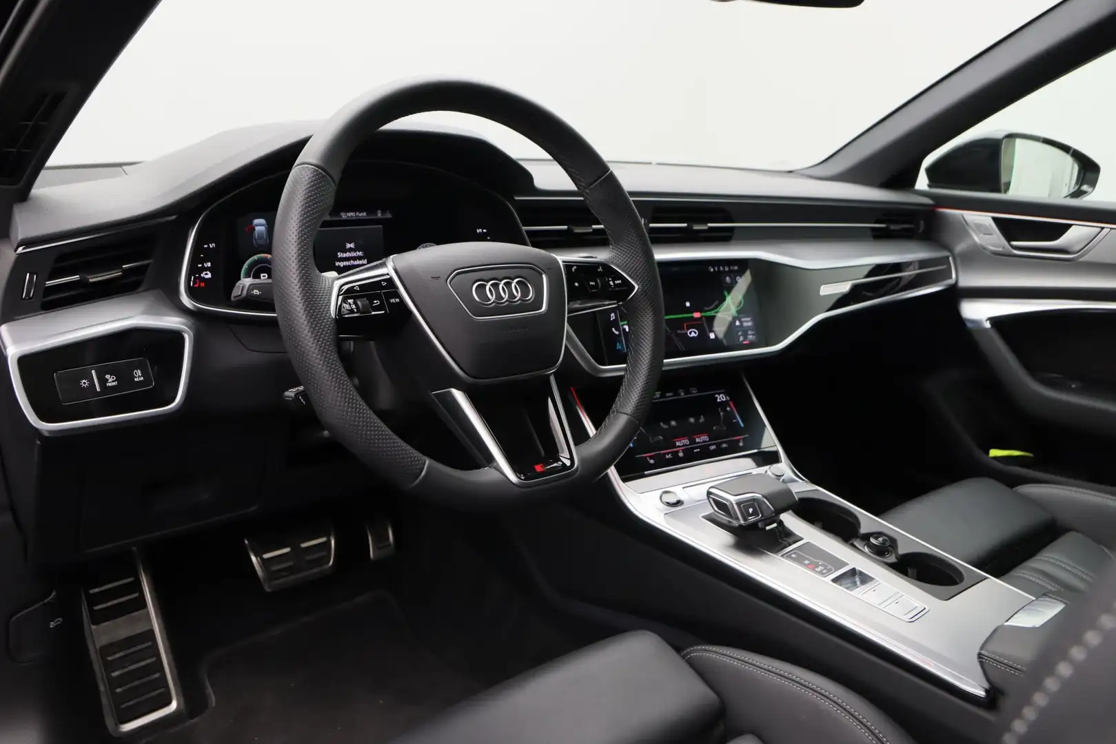 Audi A6 Avant 55 TFSI e 367 pk S-tronic quattro Competitio Gris - 2