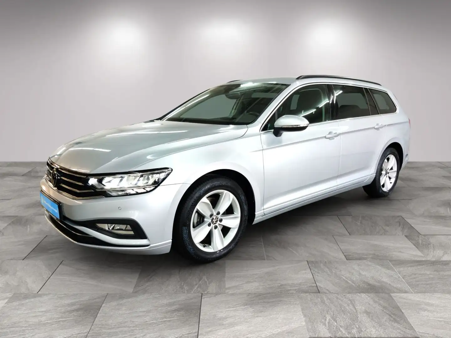 Volkswagen Passat Variant Business 2.0 TSI AHK/HuD/Navi/RFK Silber - 2