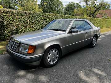 300 CE coupé