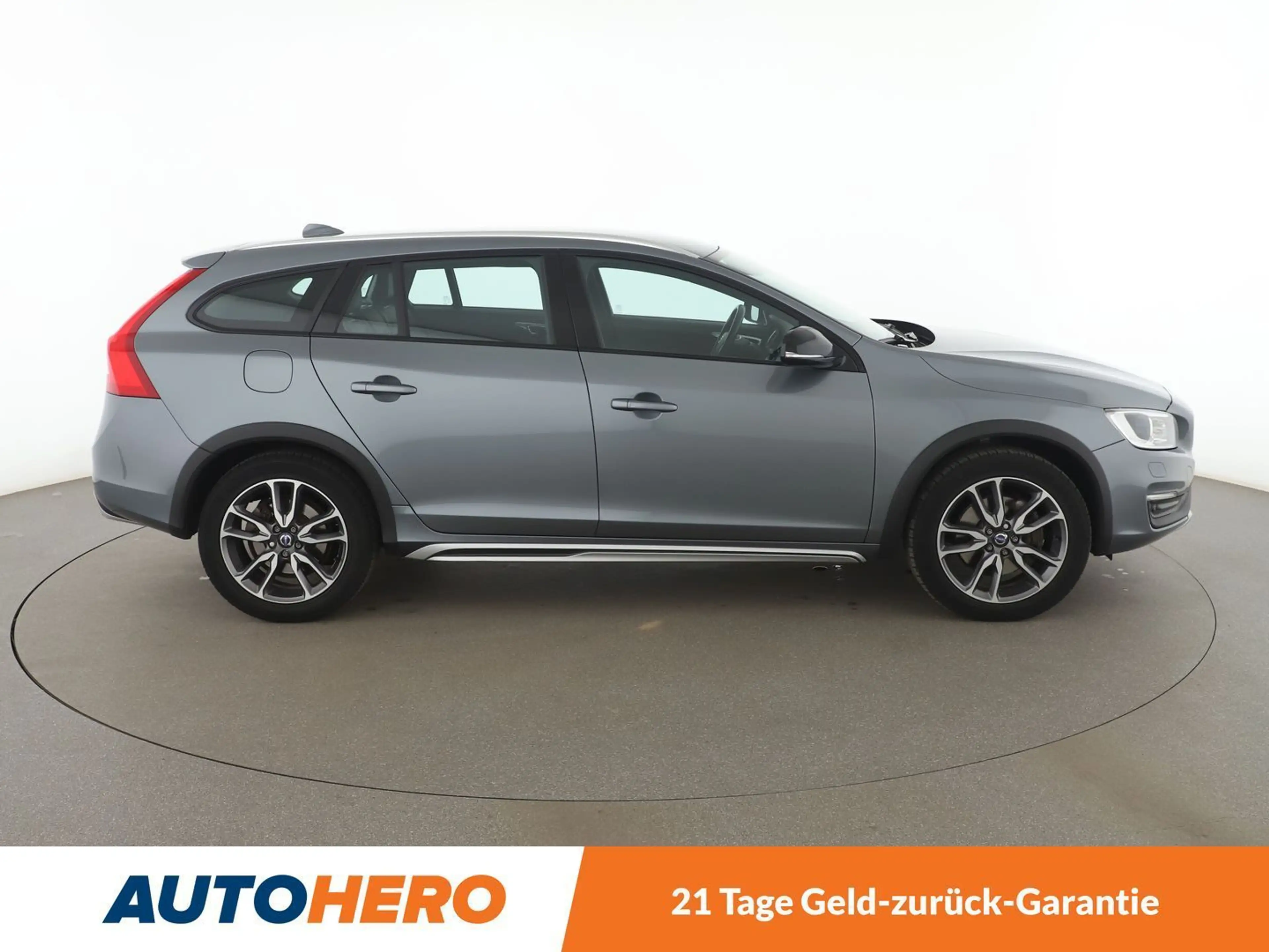 Volvo V60 Cross Country 2.4 D4 Summum AWD Aut.*NAVI*ACC*PDC*SHZ* — photo 7