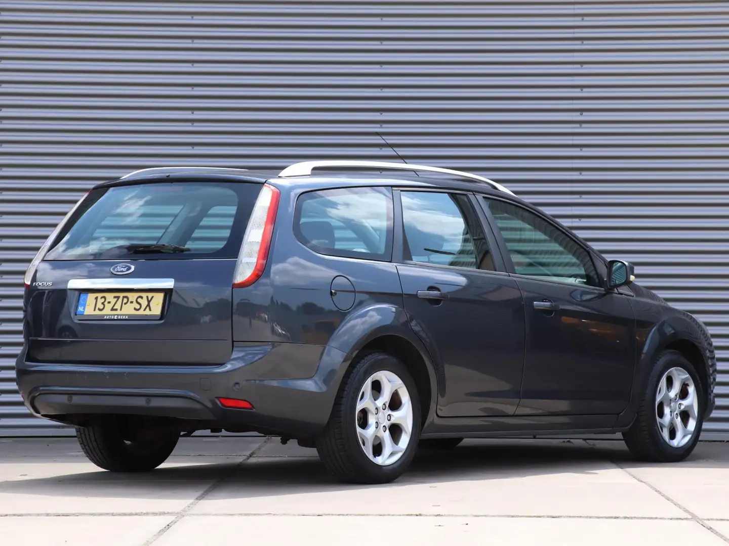 Ford Focus Wagon 1.6 Titanium *Dealeronderh.*Klimaatreg.*Park Grau - 2