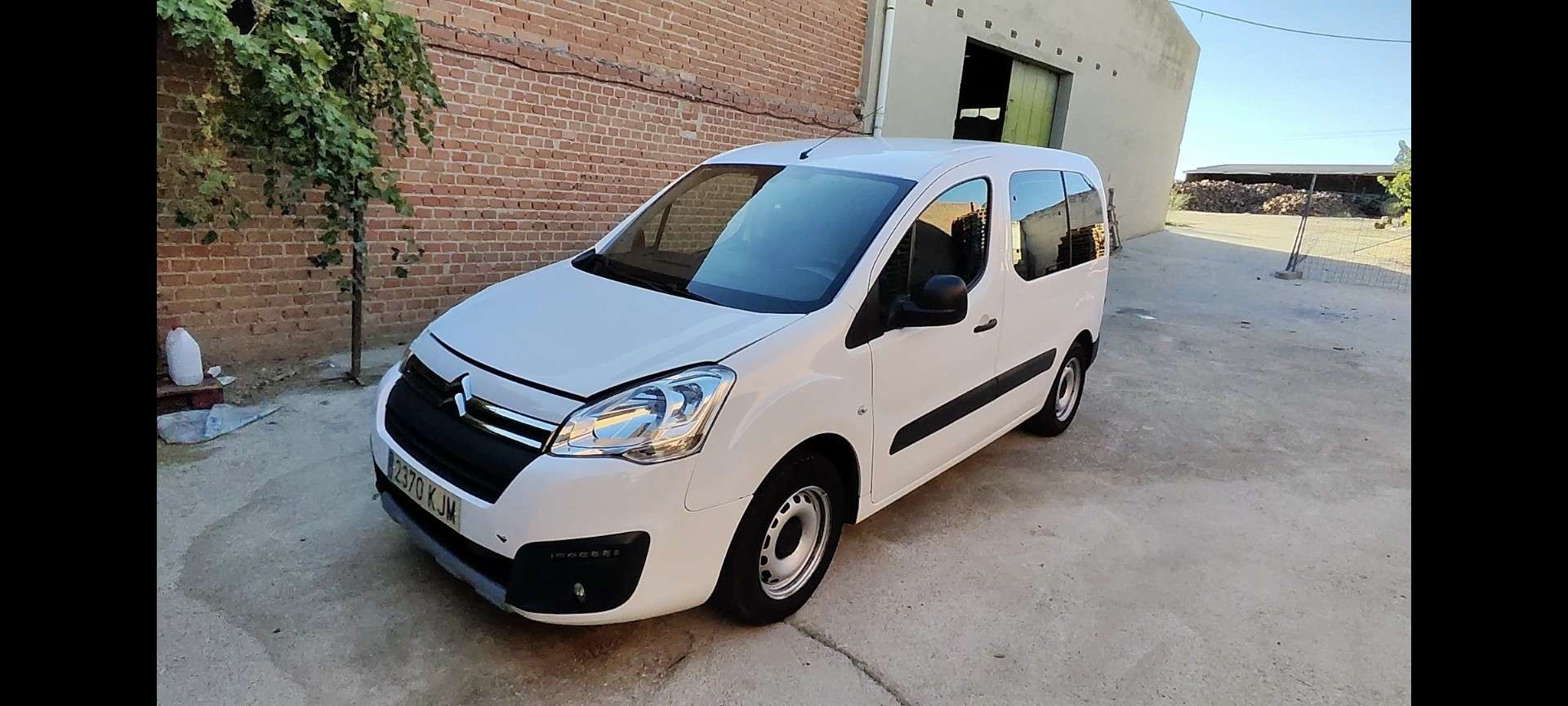 Citroen Berlingo Berlingo Multispace Mixto 1.6BlueHDi Largo 100 - foto 1