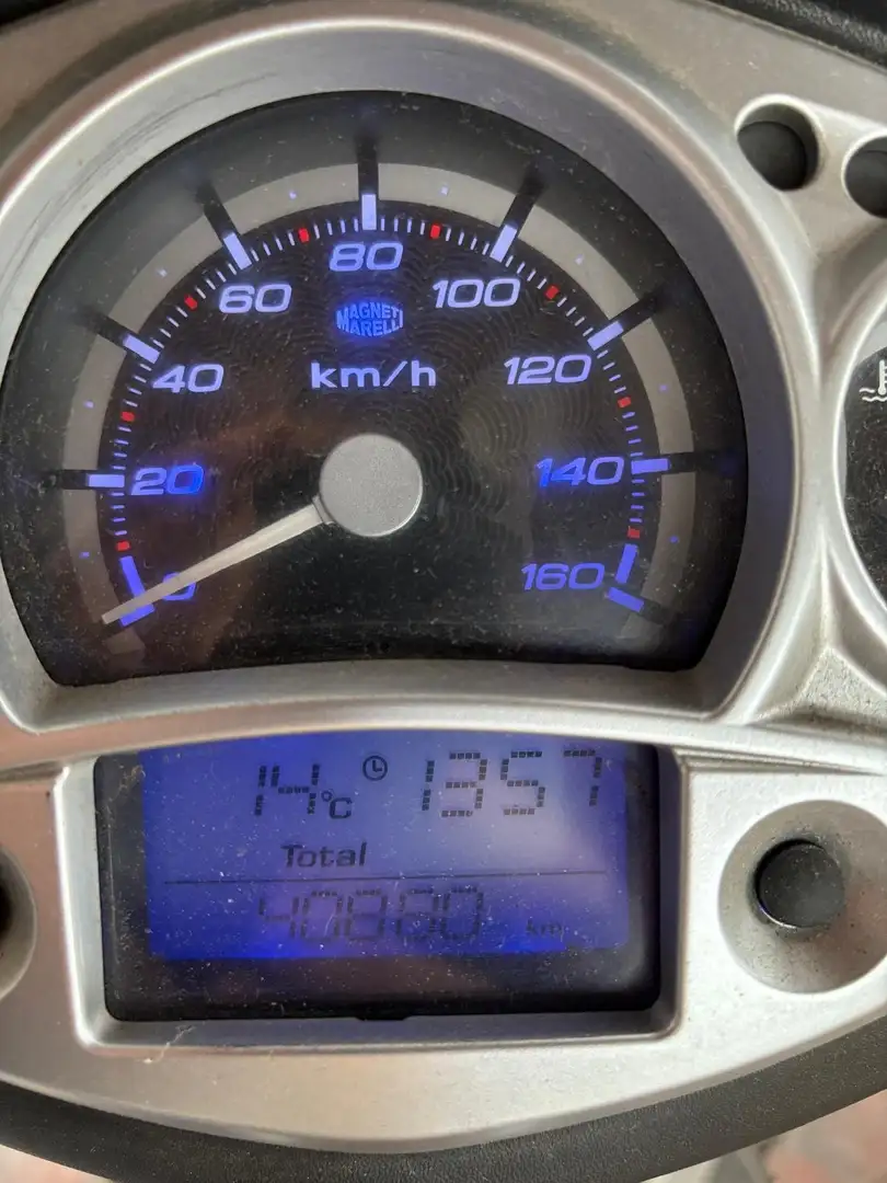 Yamaha X-City 250 Beige - 1