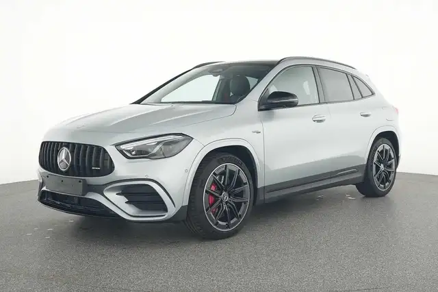 Mercedes-Benz GLA 35 AMG 4MATIC