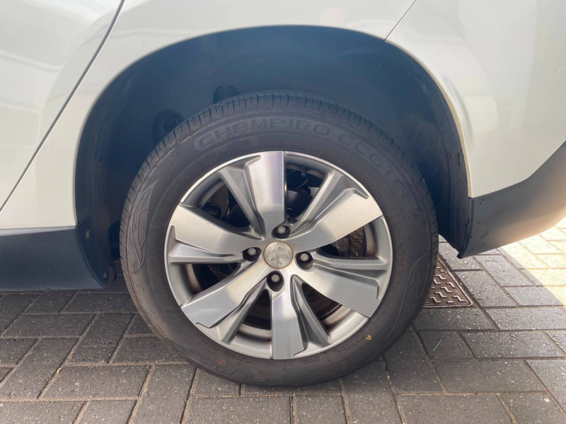 Peugeot 2008 2008 1.2i PureTech Airco/Navi/.. 12 maanden garantie! — photo 9