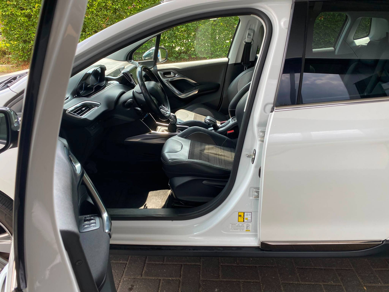 Peugeot 2008 2008 1.2i PureTech Airco/Navi/.. 12 maanden garantie! — photo 12