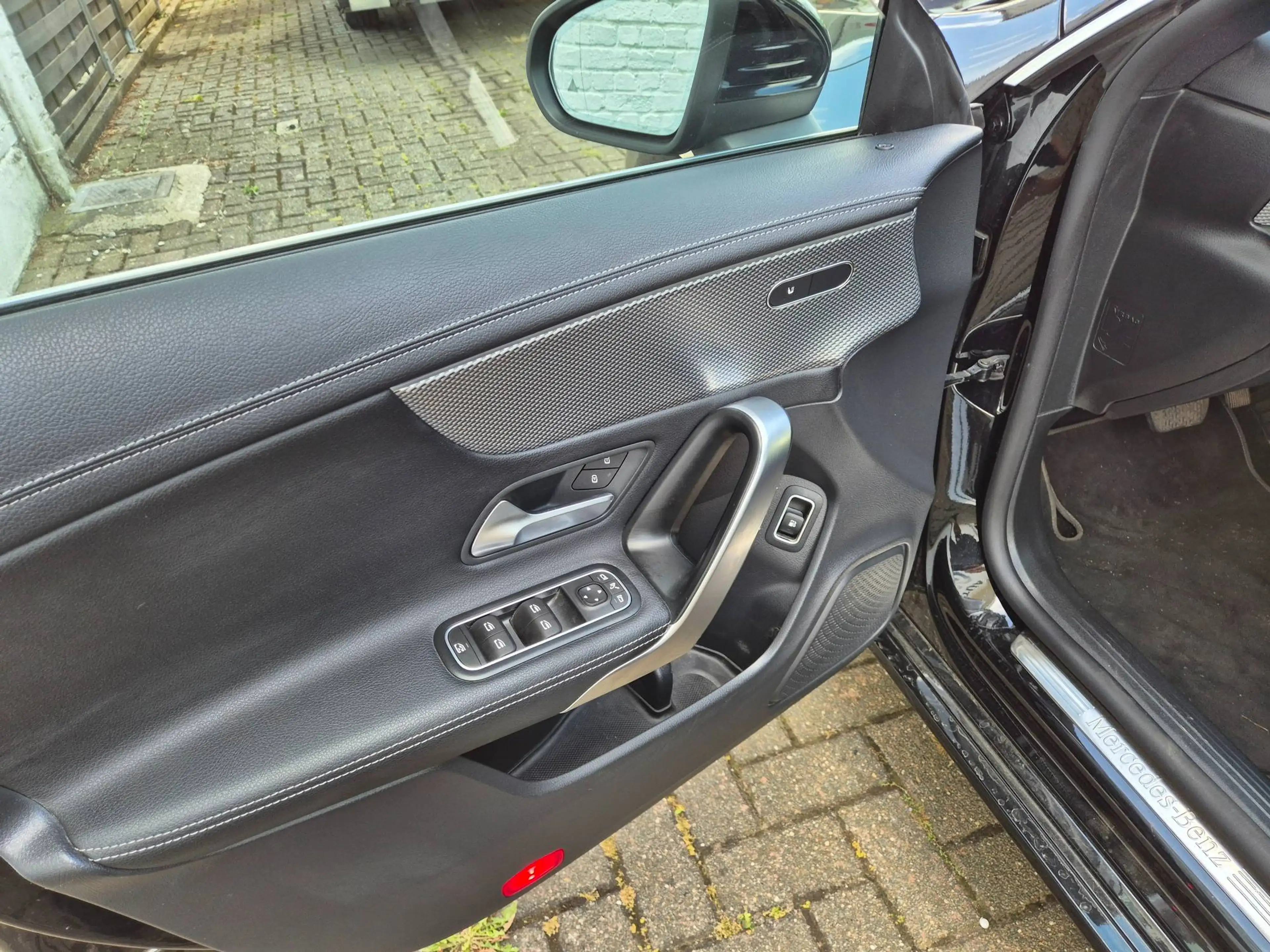 Mercedes-Benz CLA 250 CLA 250 e PHEV Business Solution — photo 7