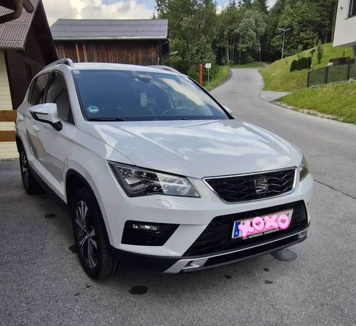 SEAT Ateca 1,5 Xcellence ACT 4WD TSI DSG Weiß - 1