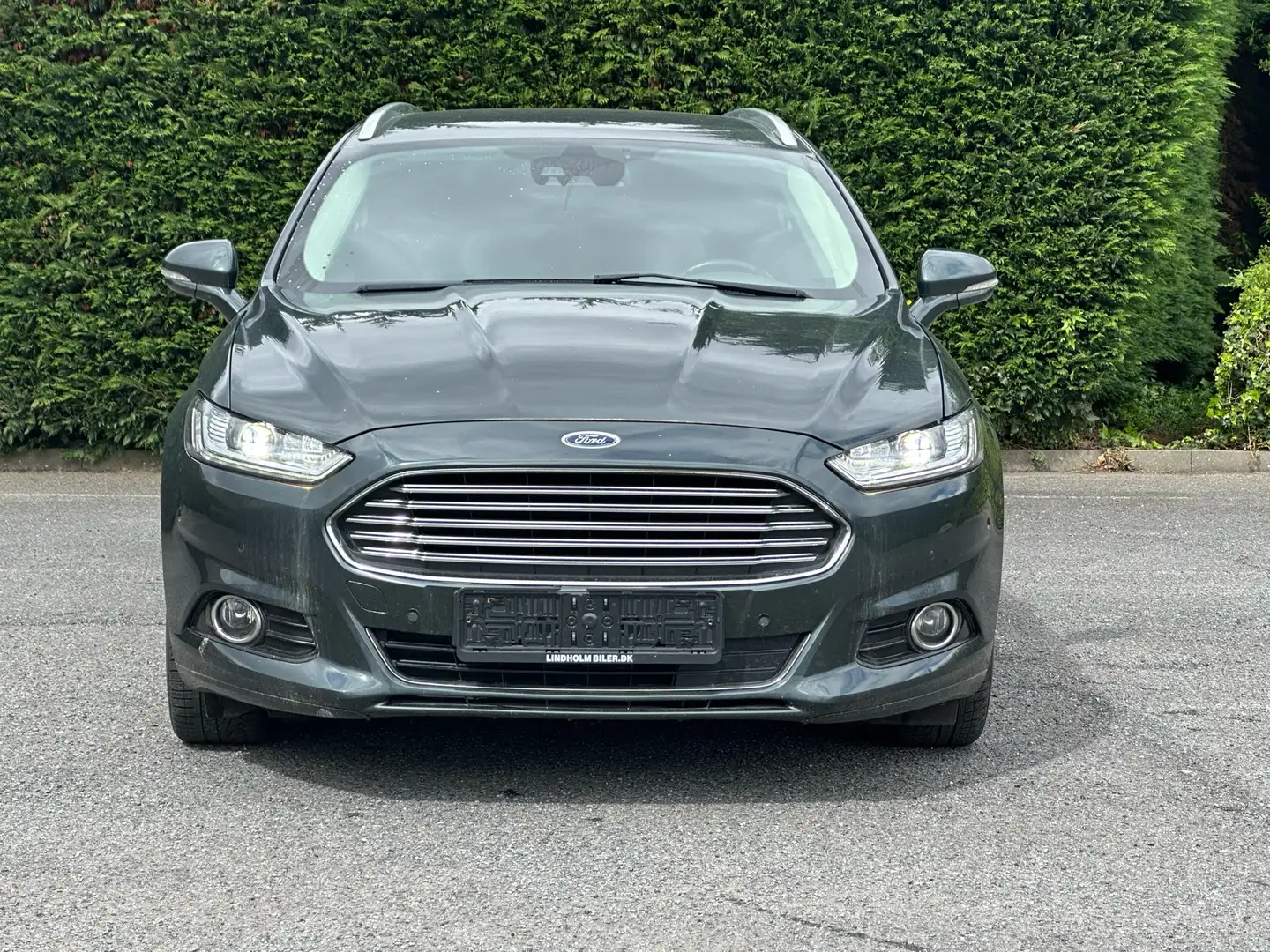 Ford Mondeo 2.0 TDCi Gris - 1
