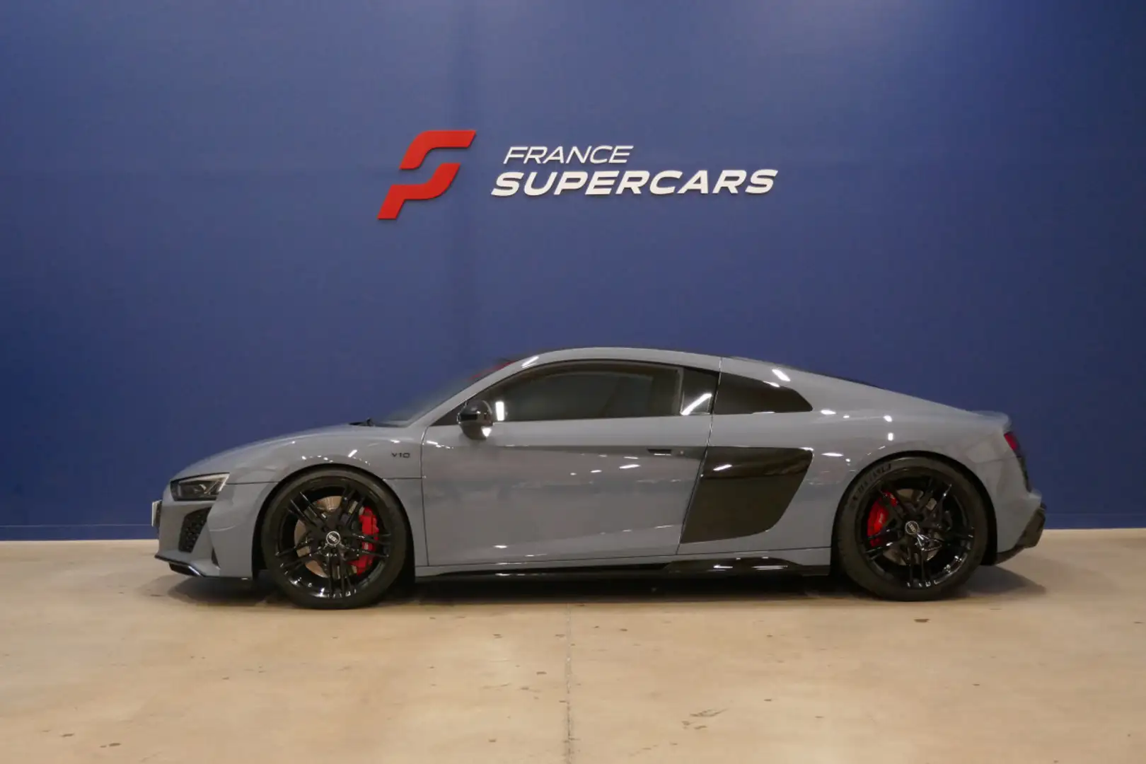 Audi R8 II 5.2 FSI S tronic RWD - 2