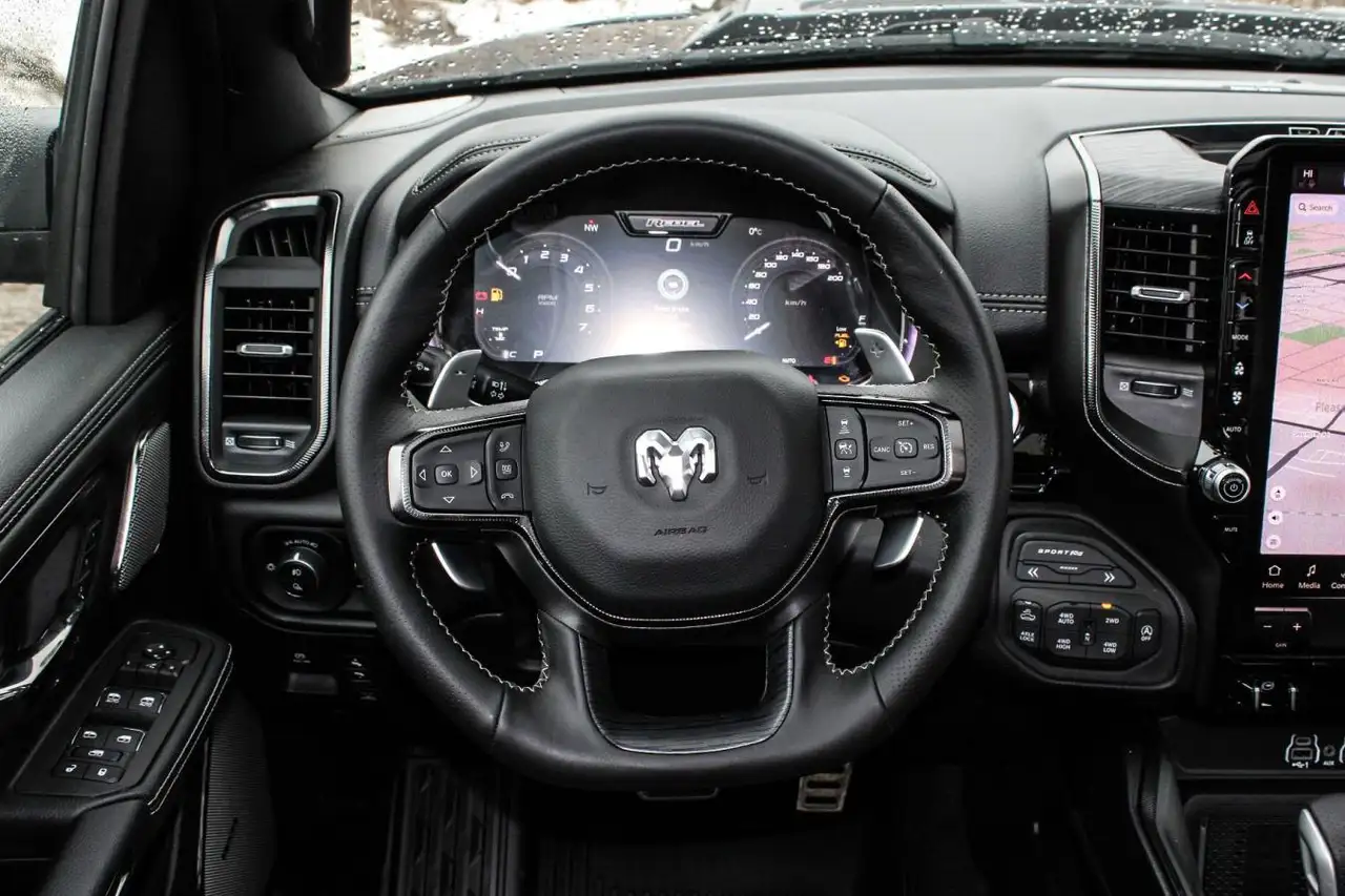 RAM 1500 снимка RAM 1500