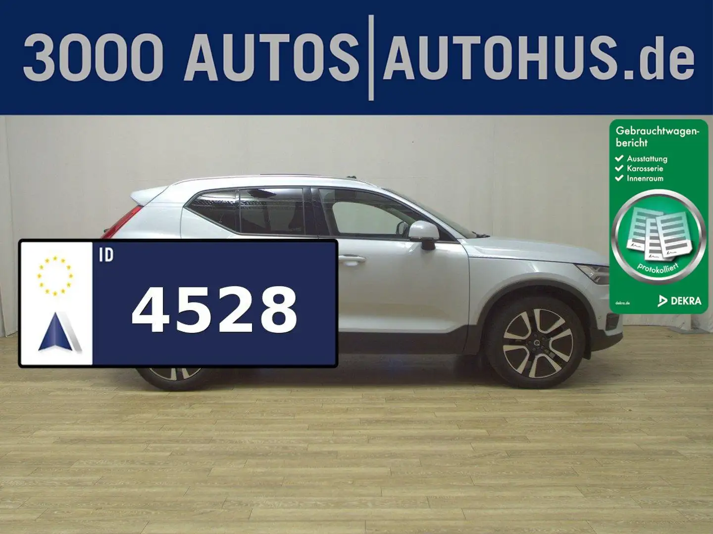 Volvo XC40 T2 Momentum Pro Navi LED Pano Xenium 360° - 1