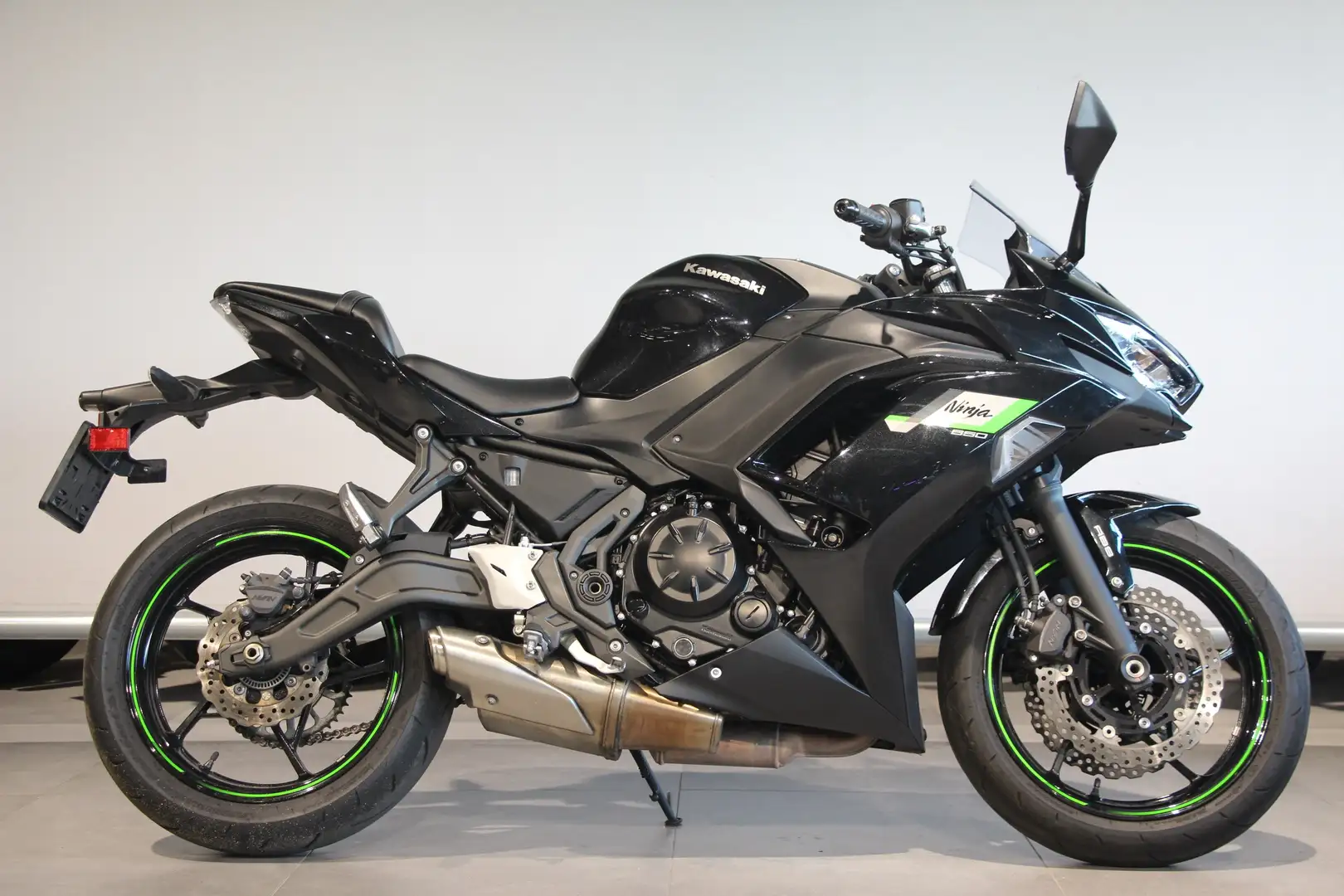 Kawasaki Ninja 650 35KW Negru - 1