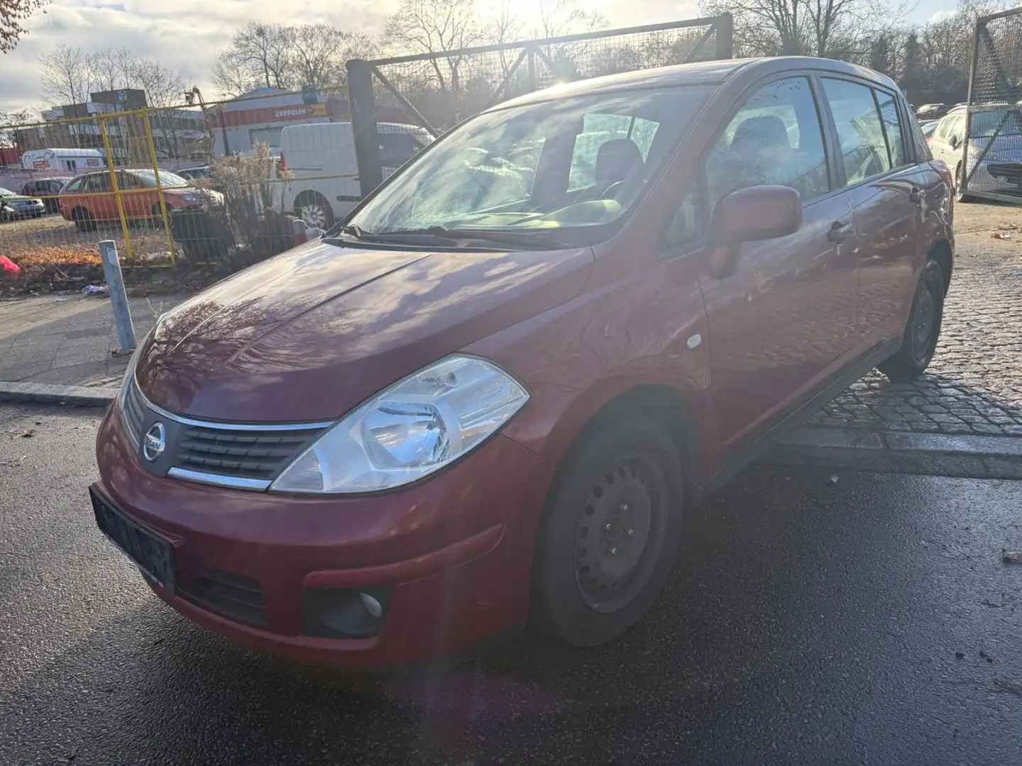 Nissan Tiida Acenta Rot - 2