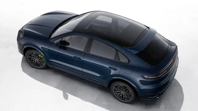 Porsche Cayenne view 4