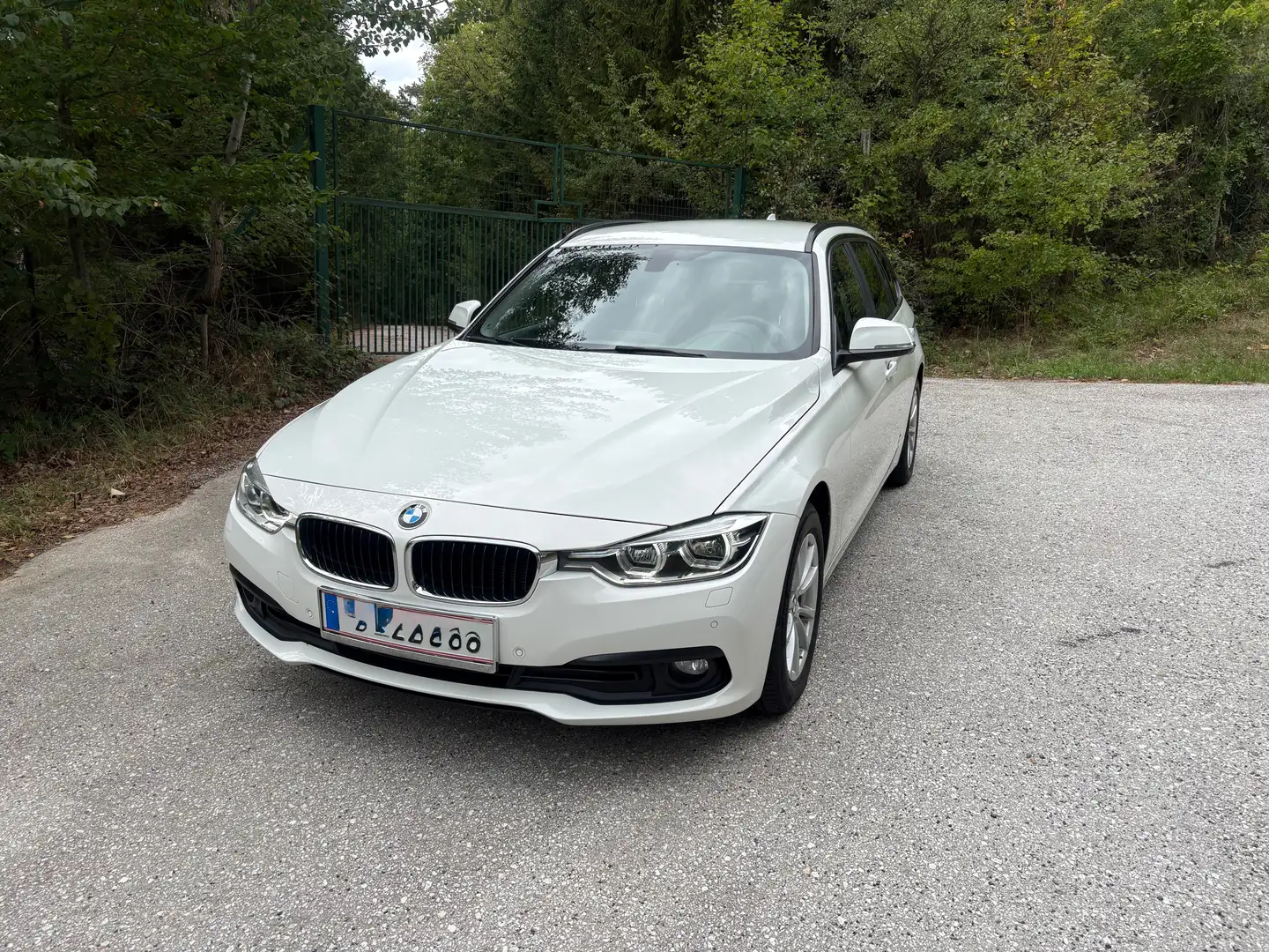 BMW 316 316d Touring Advantage Advantage Weiß - 1