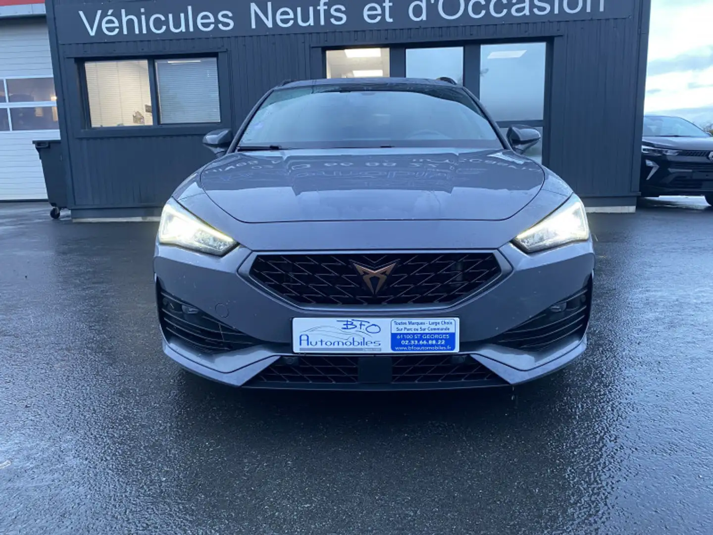 CUPRA Leon 2.0 TSI 310CH VZ DSG7 4D Gris - 2