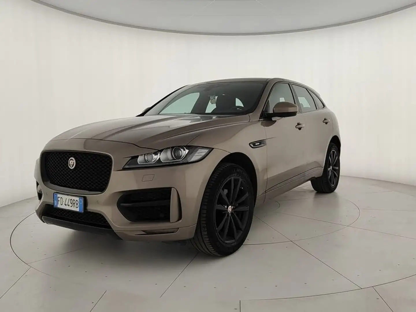 Jaguar F-Pace 2.0 D R-Sport - 1