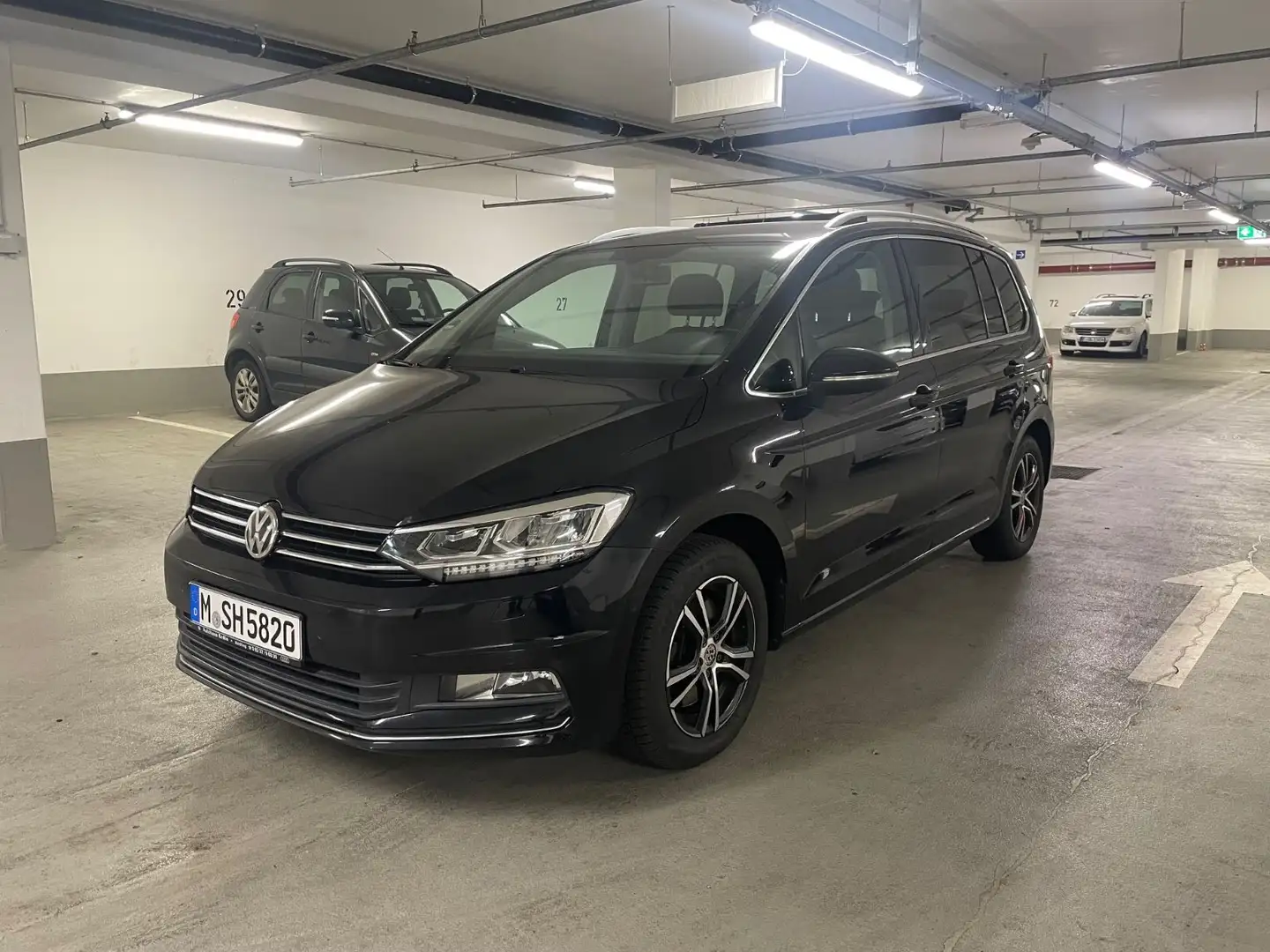 Volkswagen Touran Highline BMT/Start-Stopp Zwart - 2