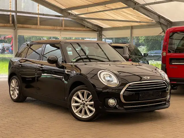 MINI Cooper Clubman /LED/Navi/Alu17Zoll/PDC/Sportsitze