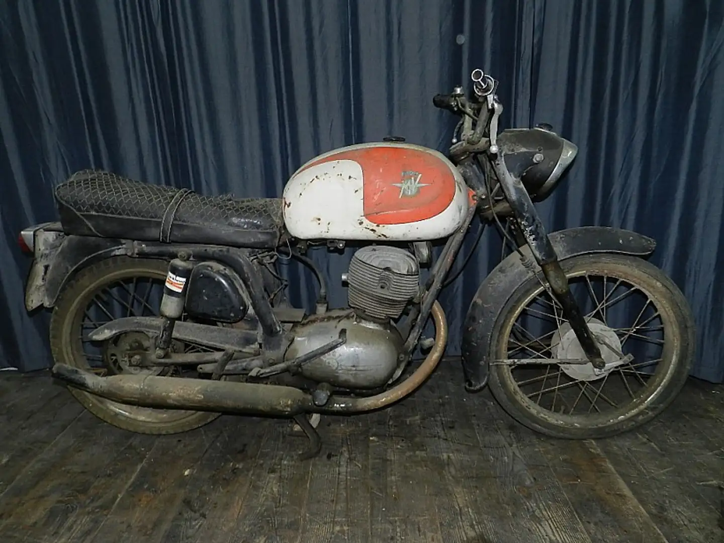 MV Agusta 175 175 CS Rot - 1