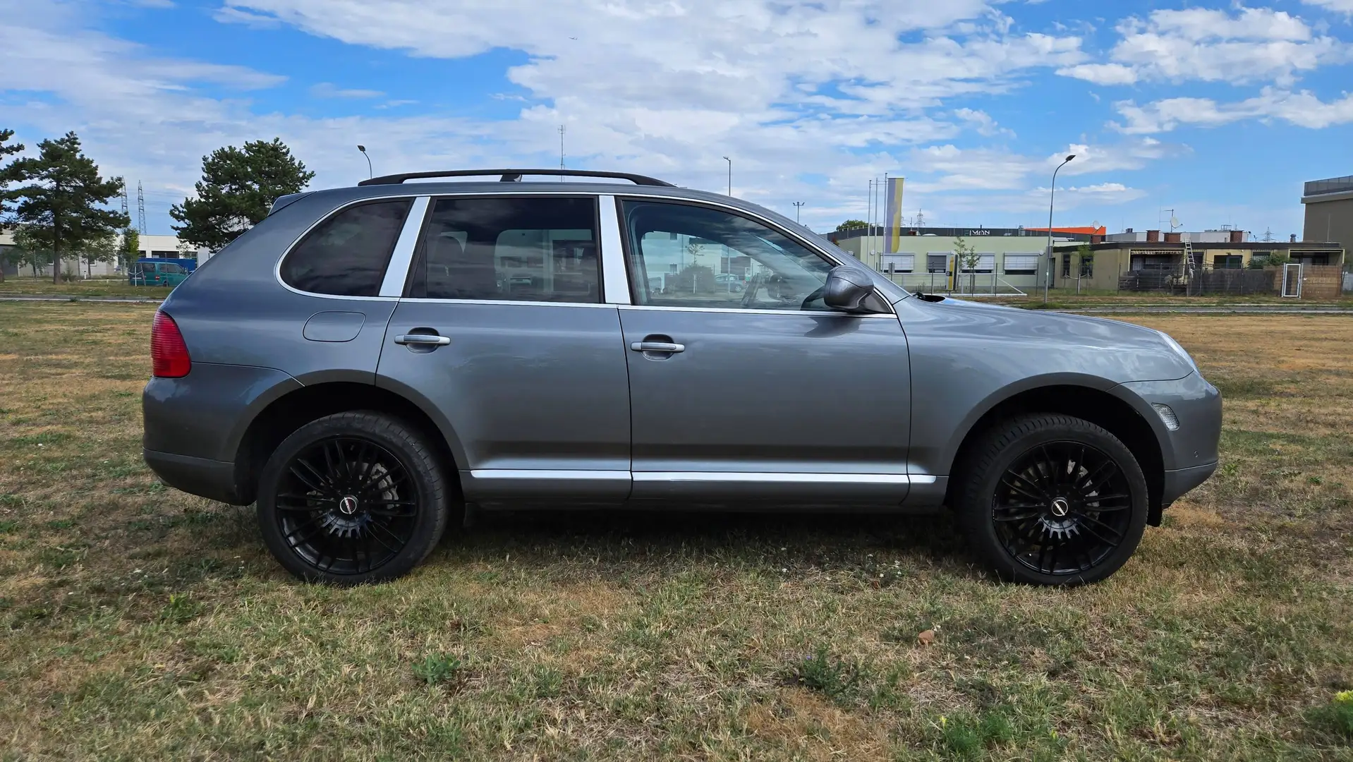 Porsche Cayenne Cayenne S 4,5 V8 Tiptronic Luftfederung Silber - 2