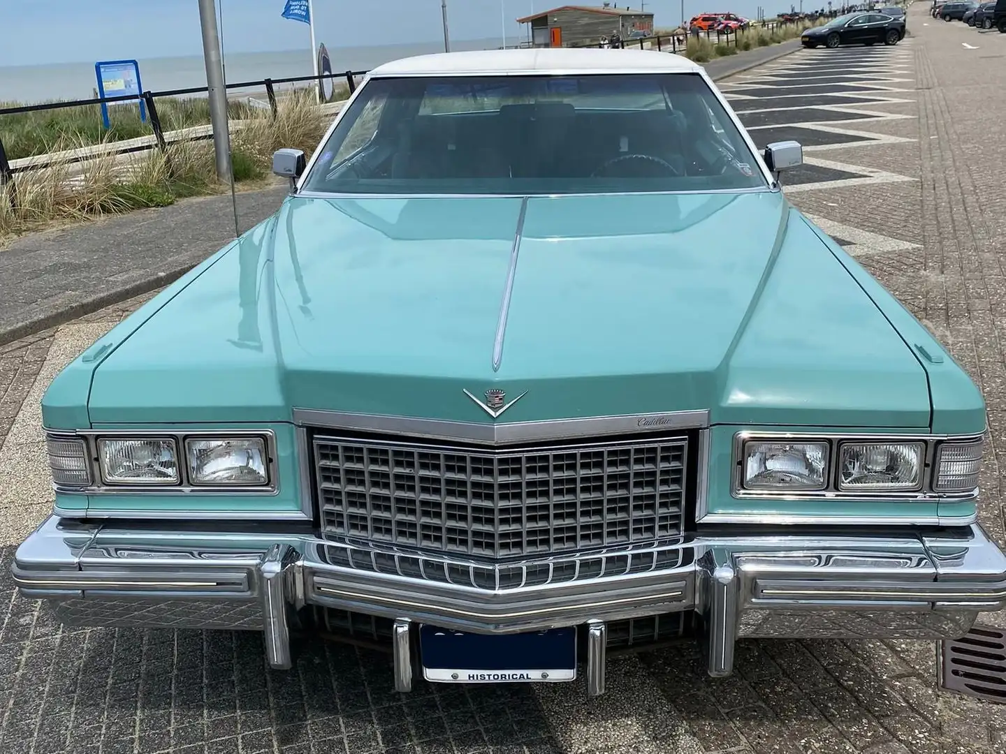 Cadillac Deville Blauw - 1