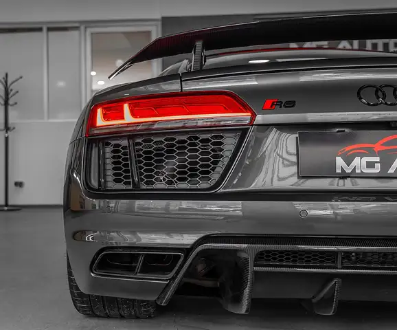 Audi R8 PLUS V10 QUATTRO *CARBON*LASER*B&O*ALCANTARA*TO... Ansicht 16