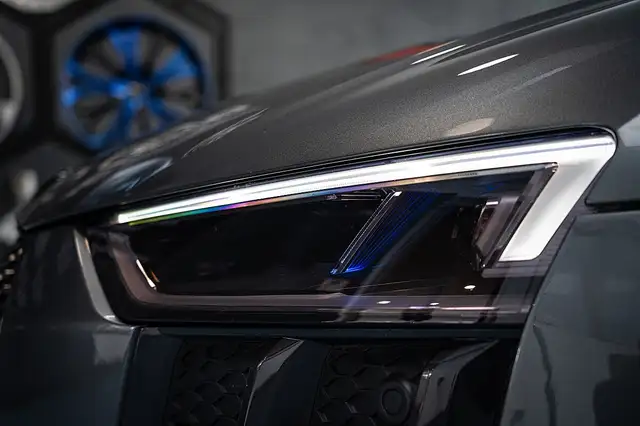 Audi R8 PLUS V10 QUATTRO *CARBON*LASER*B&O*ALCANTARA*TO... Ansicht 4