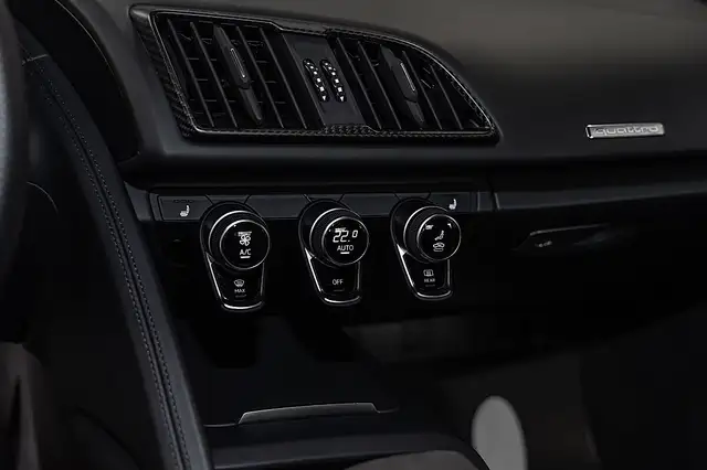 Audi R8 PLUS V10 QUATTRO *CARBON*LASER*B&O*ALCANTARA*TO... Ansicht 39