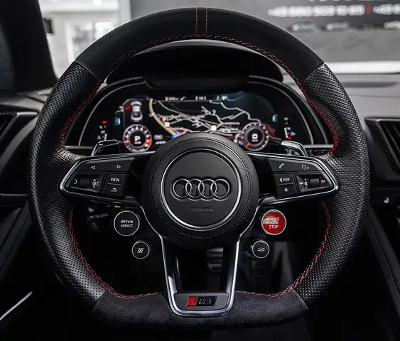 Audi R8 PLUS V10 QUATTRO *CARBON*LASER*B&O*ALCANTARA*TO... Ansicht 32