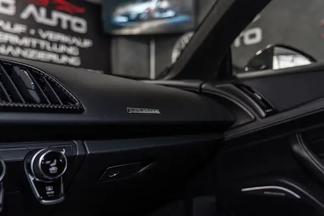 Audi R8 PLUS V10 QUATTRO *CARBON*LASER*B&O*ALCANTARA*TO... Ansicht 42