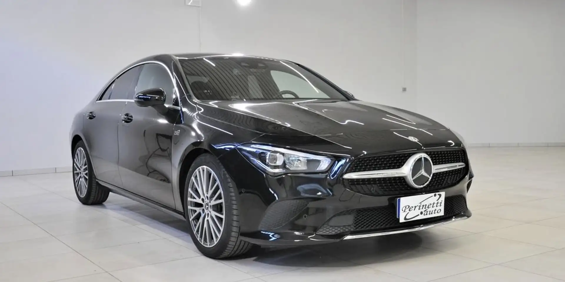 Mercedes-Benz CLA 200 Coupe Business auto - 1