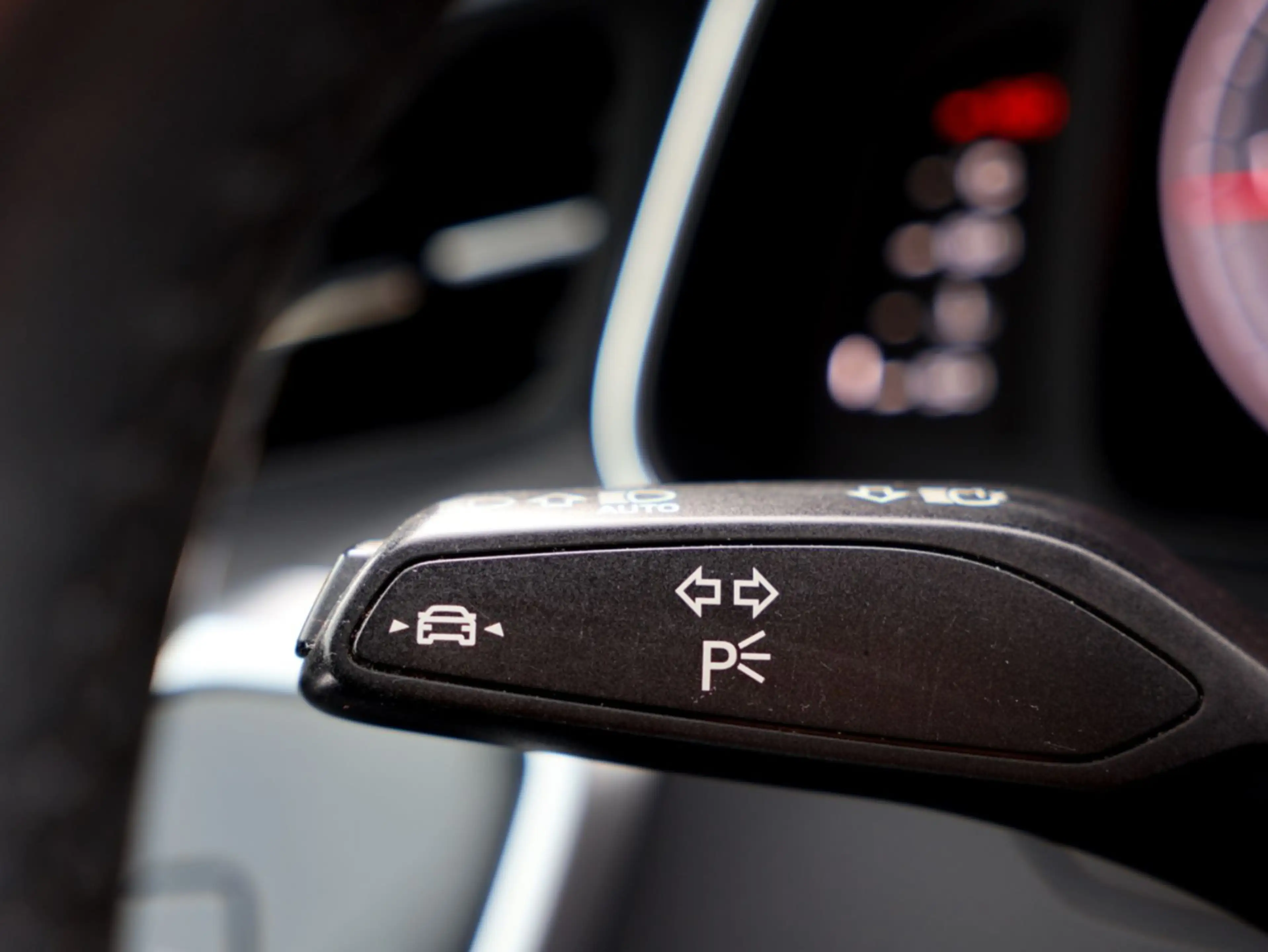 Audi A6 Avant 40 TDI sport - PANO   AHK   ACC   LEDER — photo 34