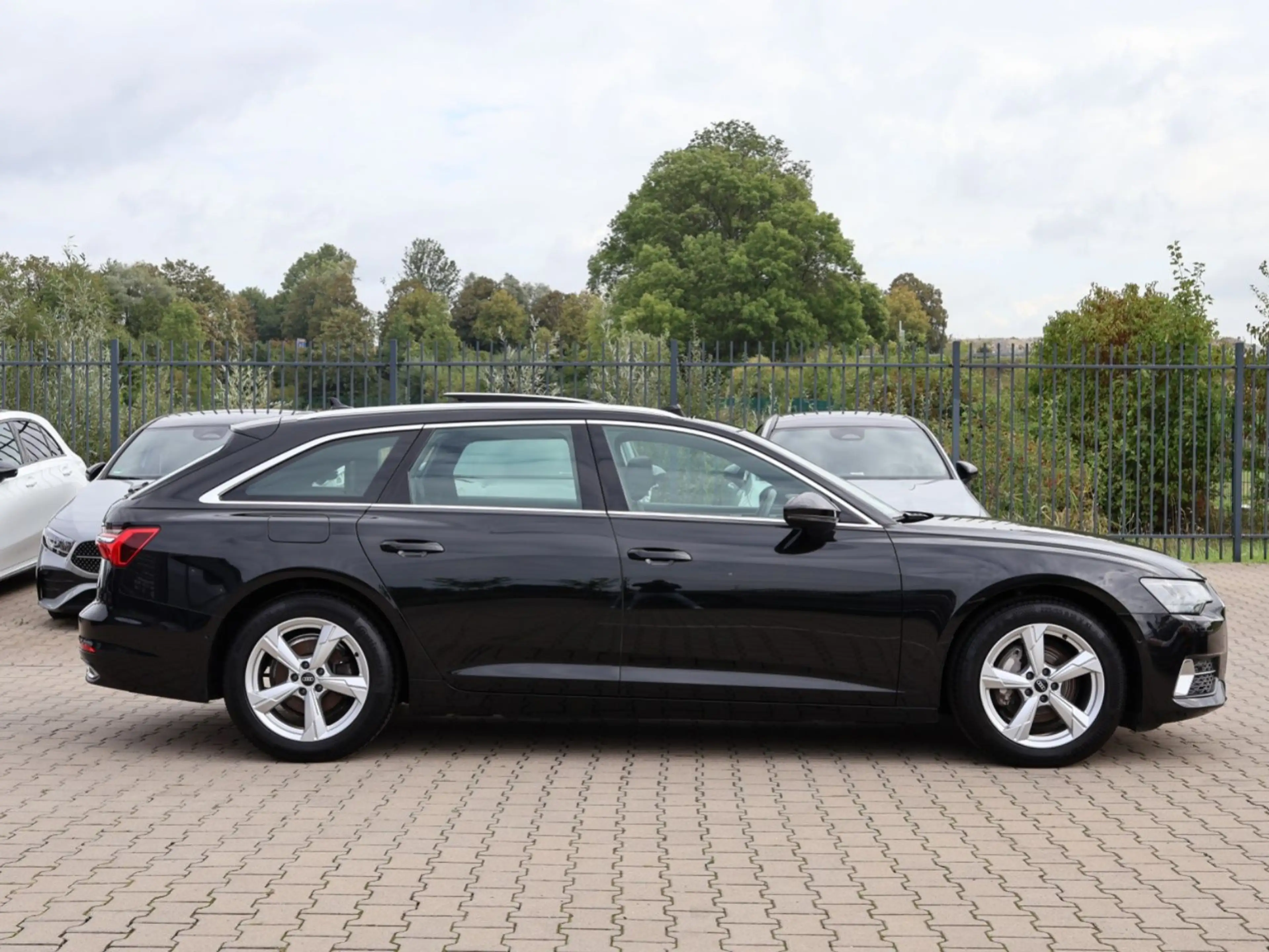 Audi A6 Avant 40 TDI sport - PANO   AHK   ACC   LEDER — photo 6