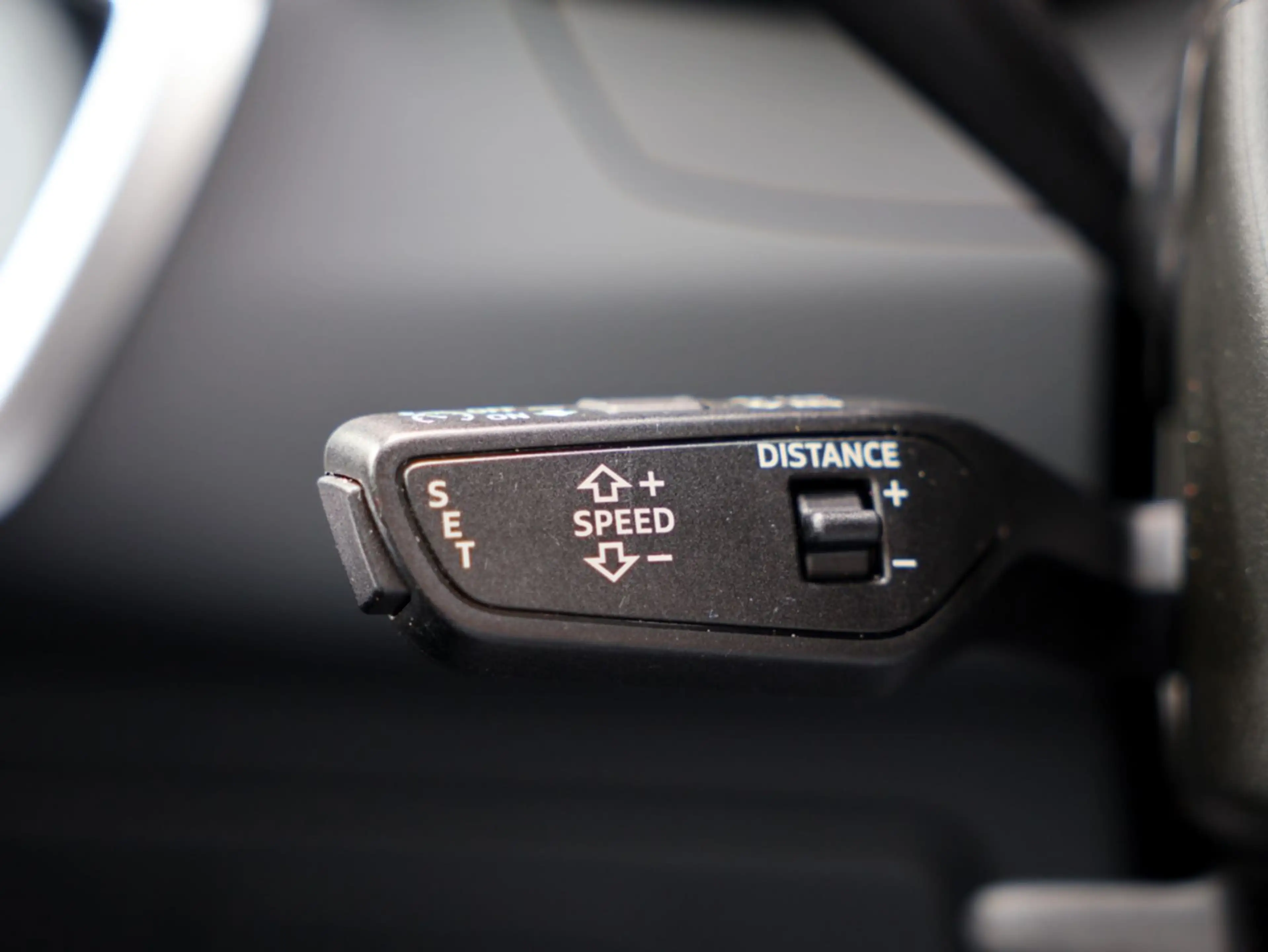 Audi A6 Avant 40 TDI sport - PANO   AHK   ACC   LEDER — photo 35