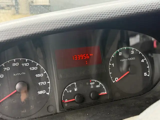 Iveco 40c15 1 view 5