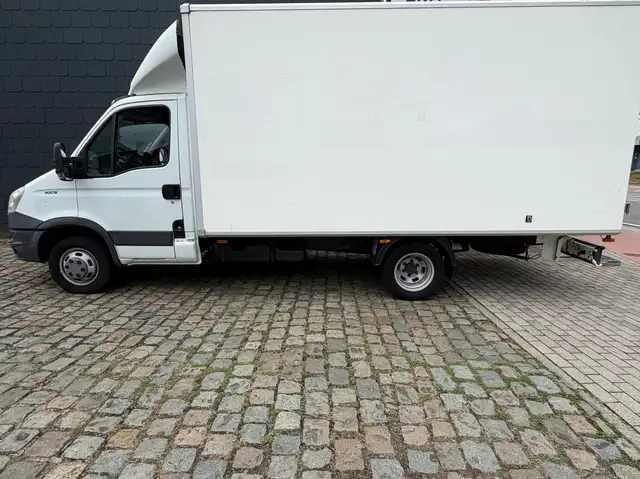 Iveco 40c15 1 view 2