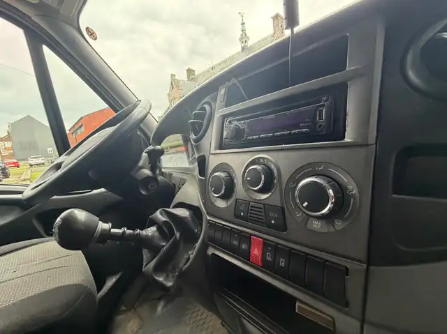 Iveco 40c15 1 view 7