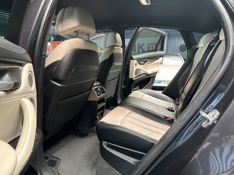 BMW X6 xDrive 30 d — photo 13