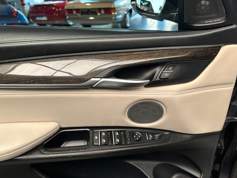 BMW X6 xDrive 30 d — photo 11
