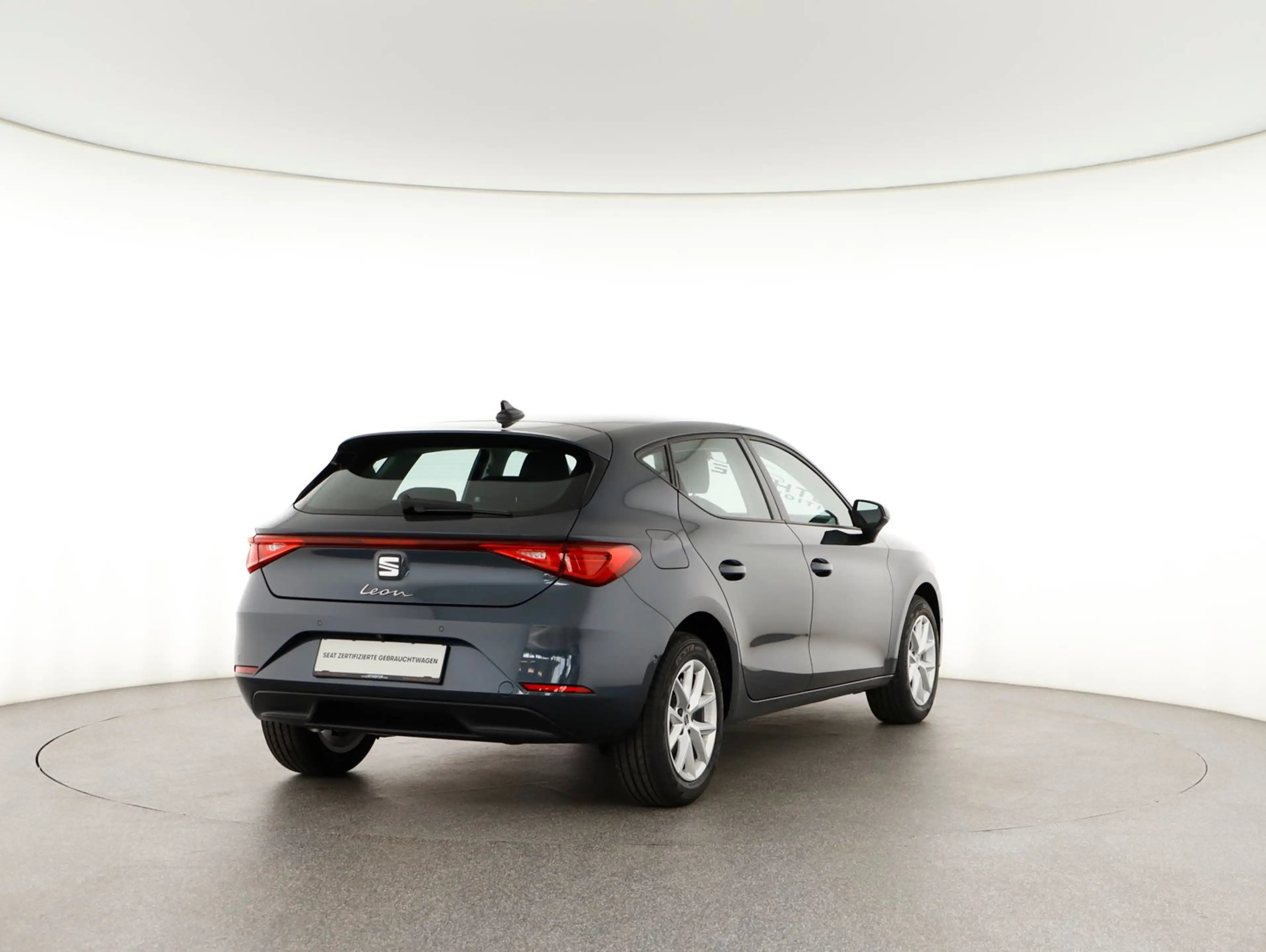 SEAT Leon Style Edition 1.5 TSI 115 PS — photo 3