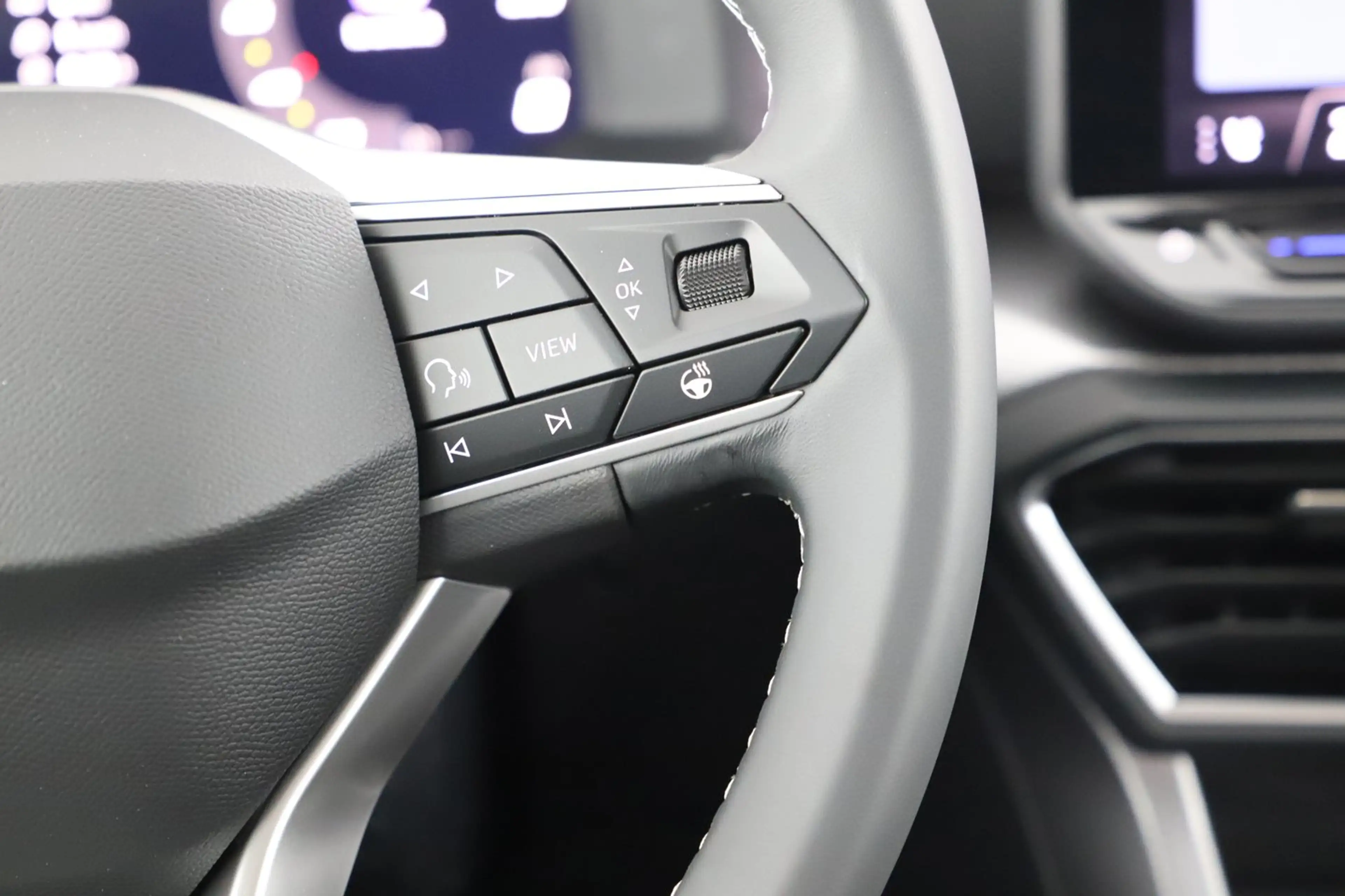 SEAT Leon Style Edition 1.5 TSI 115 PS — photo 12